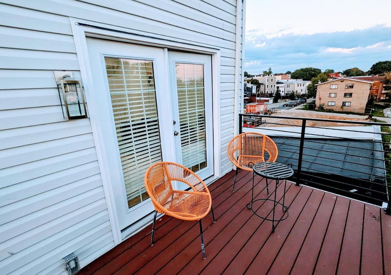Luxurious 3 Bedroom Apt With A Beautiful Balcony 워싱턴 외부 사진