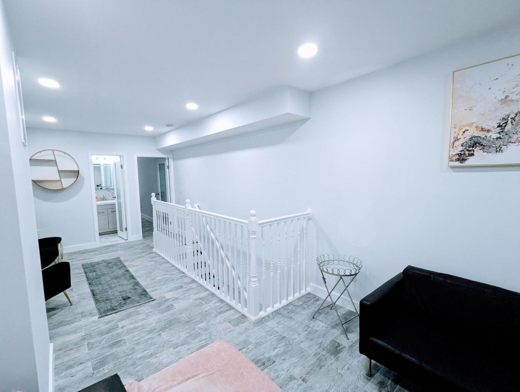 Luxurious 3 Bedroom Apt With A Beautiful Balcony 워싱턴 객실 사진
