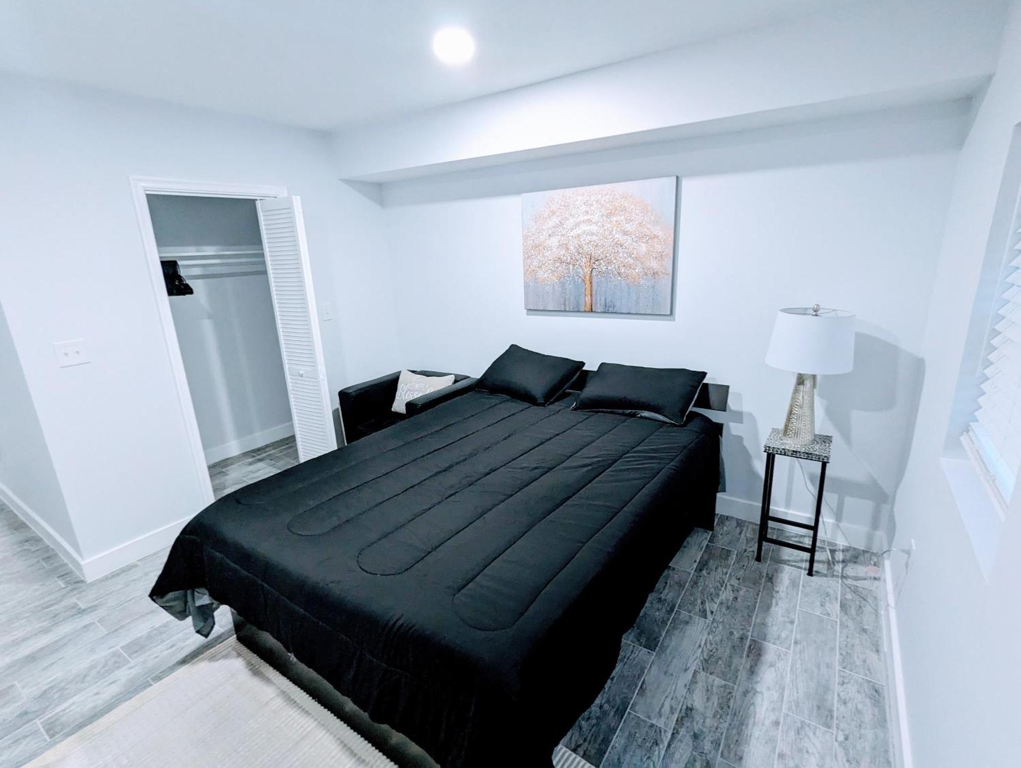 Luxurious 3 Bedroom Apt With A Beautiful Balcony 워싱턴 객실 사진