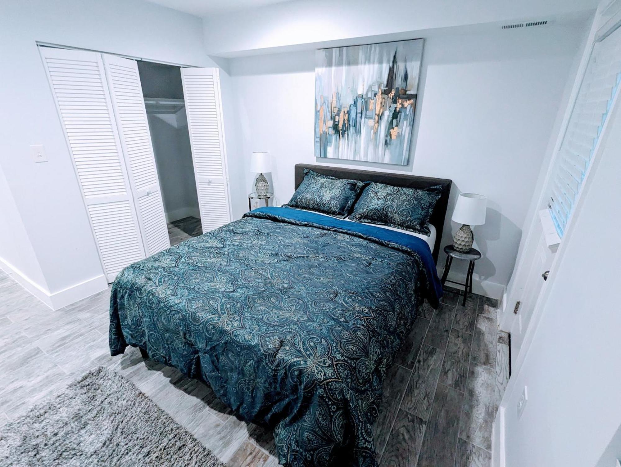 Luxurious 3 Bedroom Apt With A Beautiful Balcony 워싱턴 객실 사진