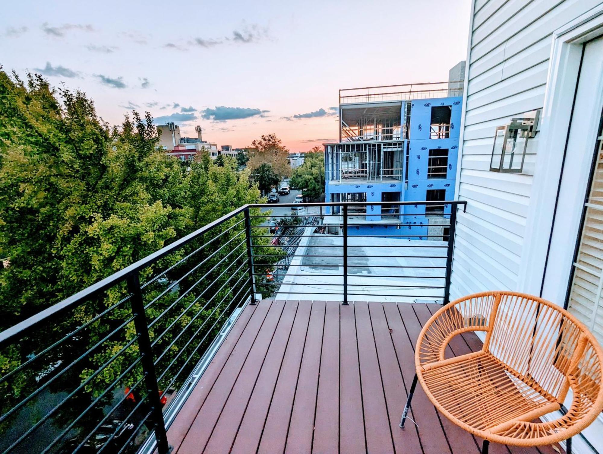 Luxurious 3 Bedroom Apt With A Beautiful Balcony 워싱턴 객실 사진